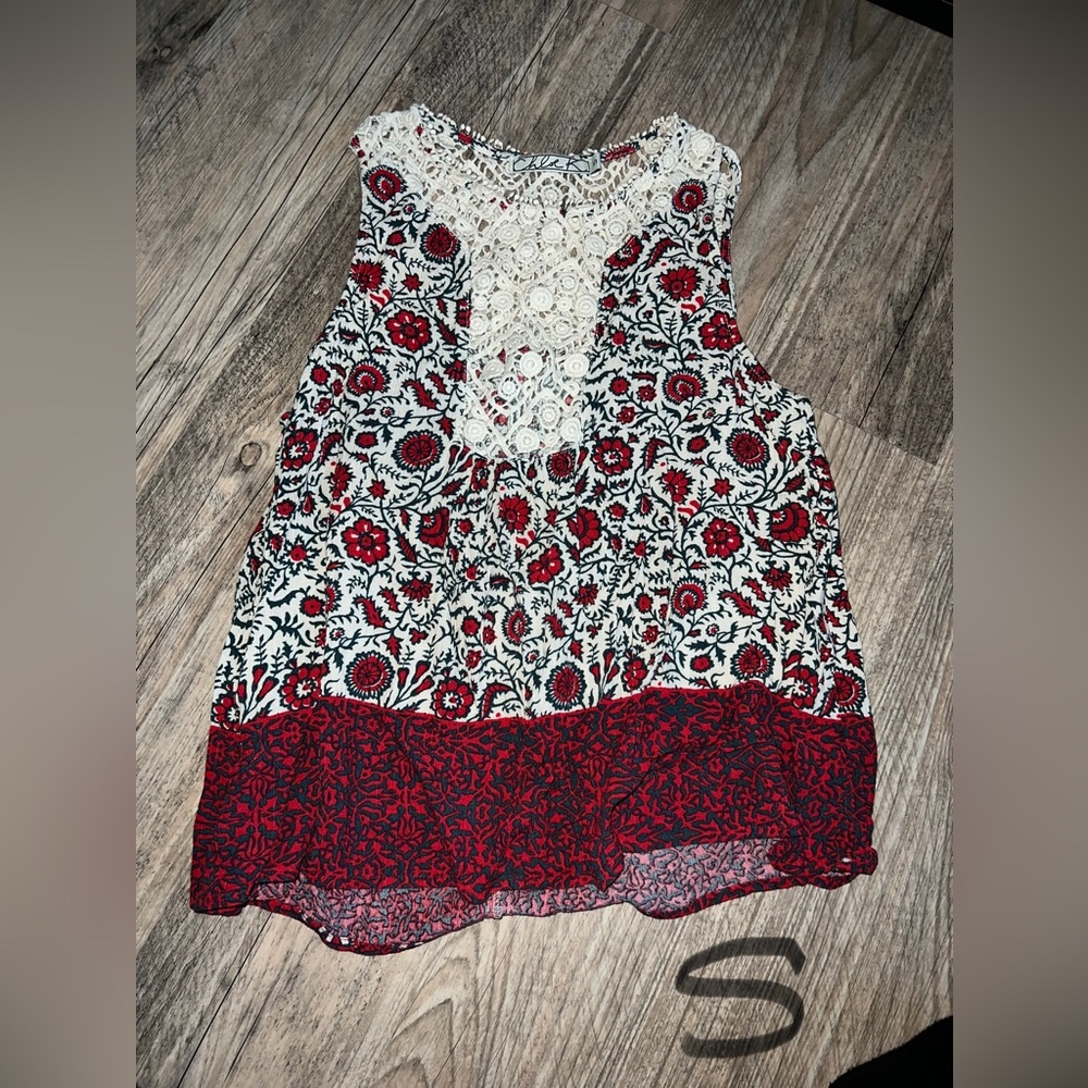 Women’s tank top blouse